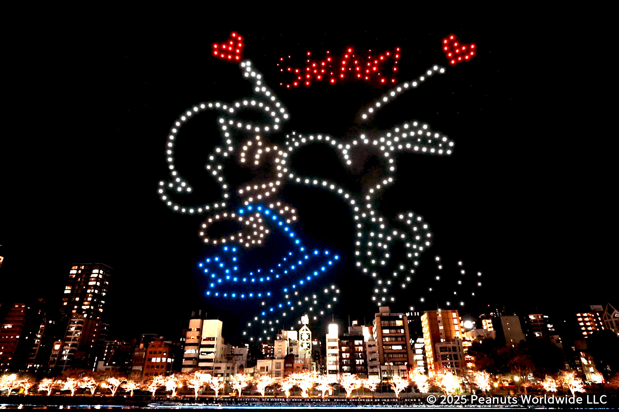 PEANUTS 75周年記念ドローンショー Twinkling love with PEANUTSのアイキャッチ画像