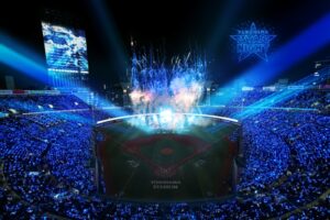 STAR☆NIGHT プロジェクションマッピング&ドローンショー 〜「愛」と「藍」で染まる夜〜のアイキャッチ画像