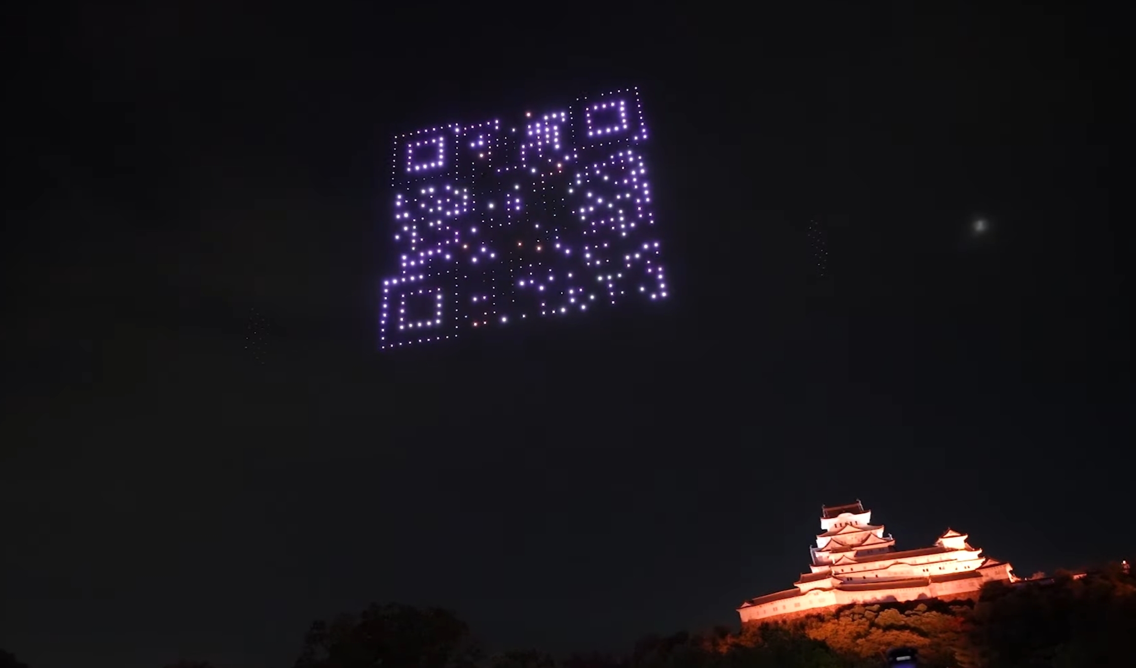 ドローンショー QRのアイキャッチ画像