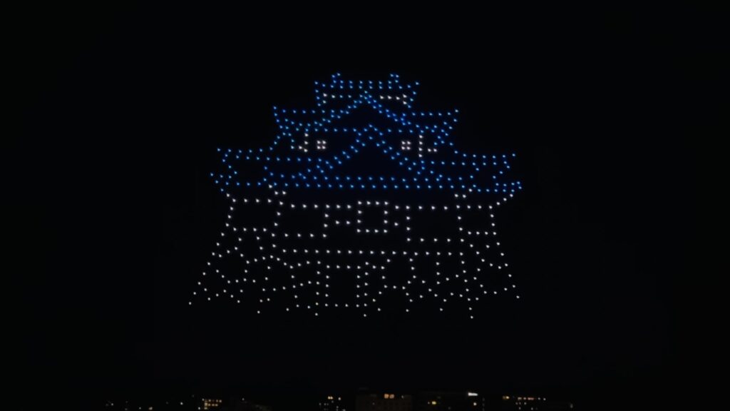 「2025松江水郷祭湖上花火大会」ドローンショーの画像